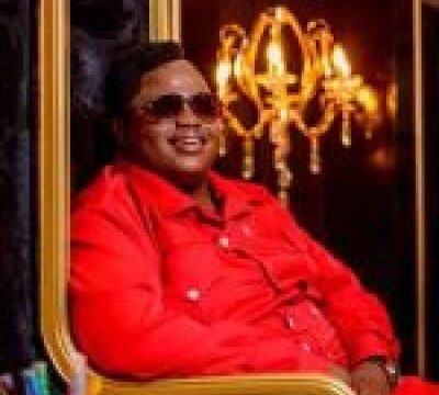 Dladla Mshunqisi Uphetheni Esandleni Mp3 Download